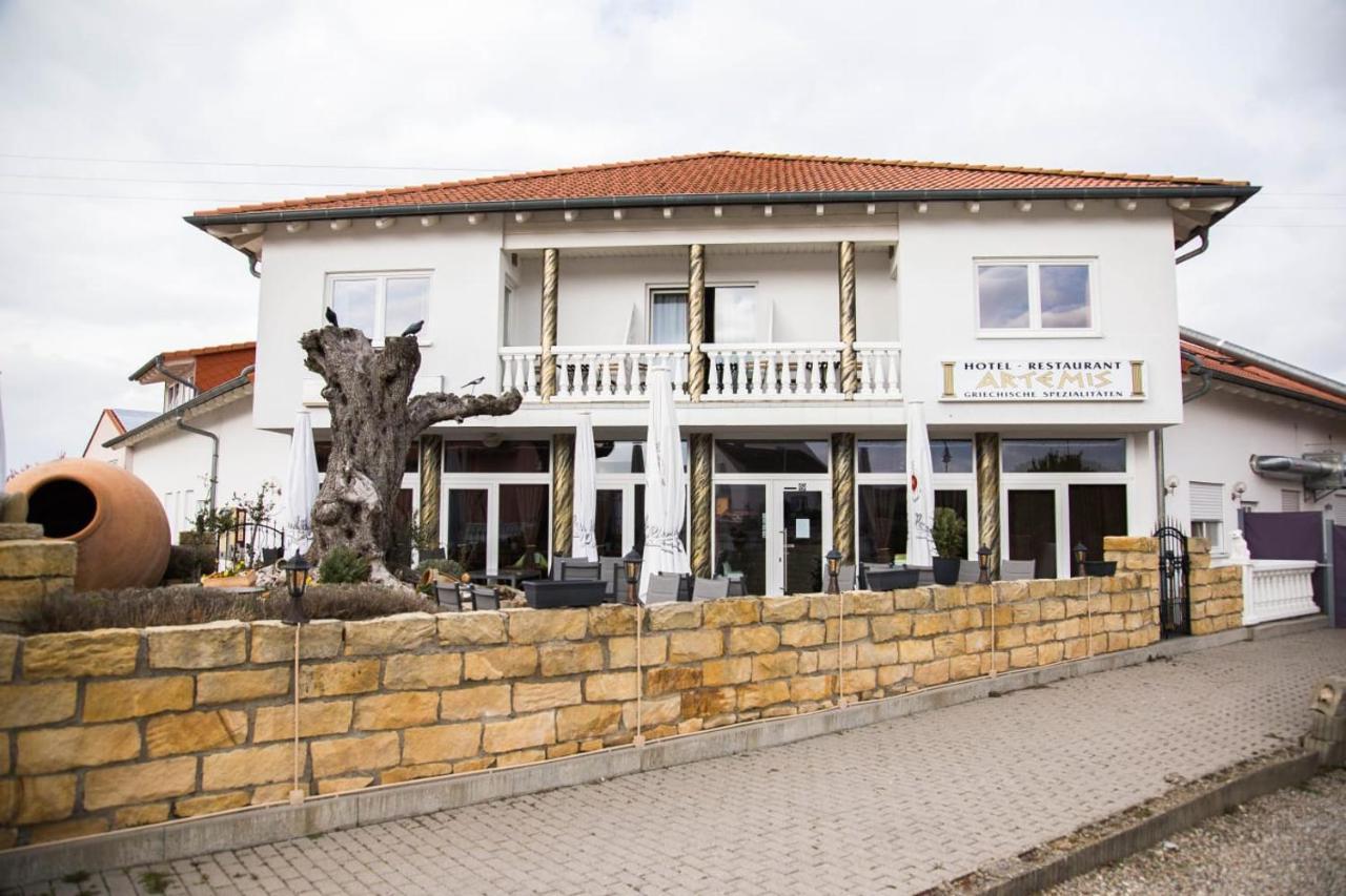 Hotel Restaurant Artemis Weisenheim am Berg Buitenkant foto